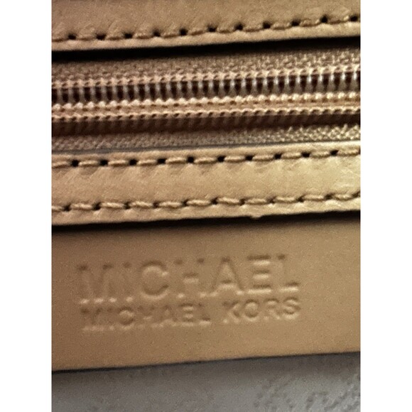 Michael Kors Hamilton Traveler Tan Blk & White Leather Messenger Crossbody Purse - Picture 11 of 16